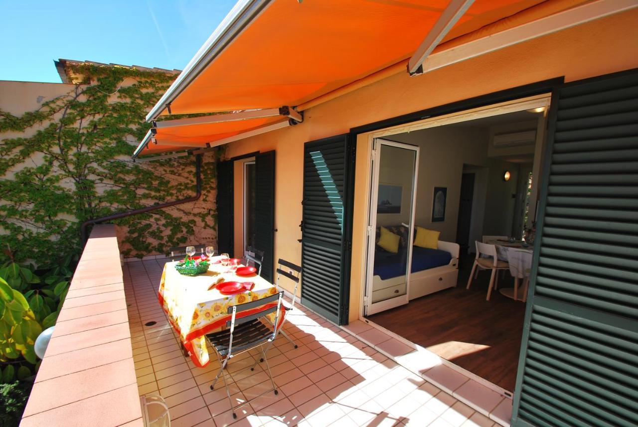 Grotta Azzurra Apartment - Cavoli - Terrazza Vista Mare, Clima E Parcheggio San Piero in Campo  Exterior photo